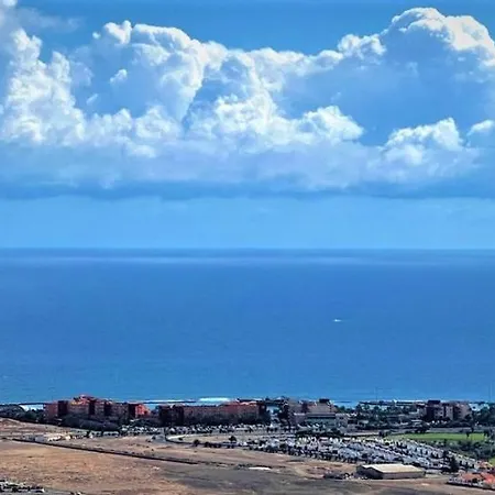 Shambala Gimnasio/ Jacuzzi/ Fantasticas Vistas Holiday home *